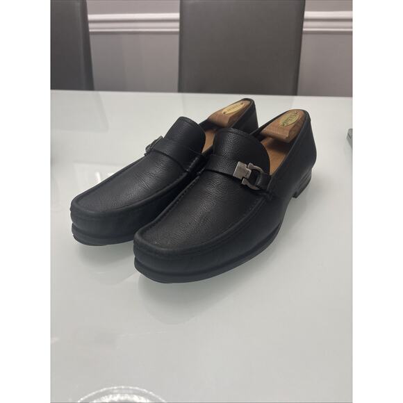 SALVATORE FERRAGAMO Men\'s Adam Single Side Gancio Loafers, Black, Size 9 E.